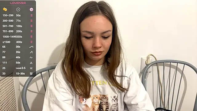 Snapshot of VelvetKate chatting on 09/17/25, 06:31 VelvetKate online show from 09/17/25, 06:31
