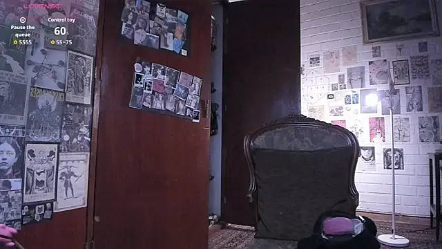 Snapshot of DiosaSexSymbol chatting on 10/14/25, 02:23 DiosaSexSymbol online show from 10/14/25, 02:23