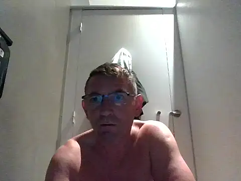 IMGTomi online show from 04/15/26, 10:11