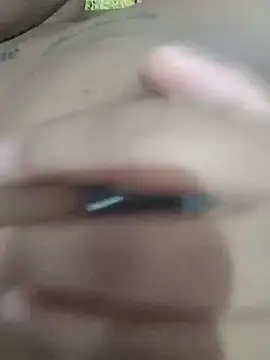 Snapshot of nessinha12 chatting on 09/14/25, 05:45 nessinha12 online show from 09/14/25, 05:45