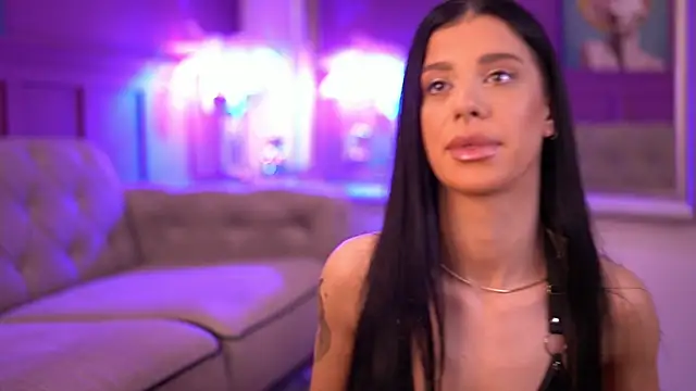 Snapshot of ArinaCarter chatting on 09/19/25, 05:24 ArinaCarter online show from 09/19/25, 05:24