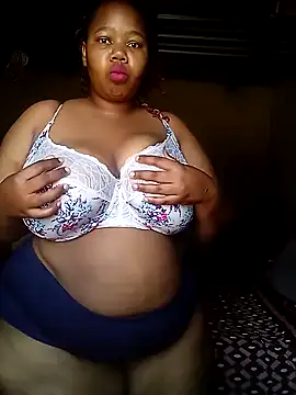 Curvycandy95 online show from 09/10/25, 06:24