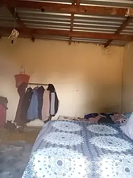 Curvycandy95 online show from 10/13/25, 04:56