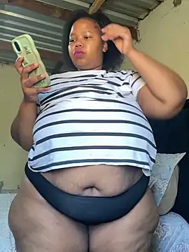 Curvycandy95 online show from 07/21/26, 07:22