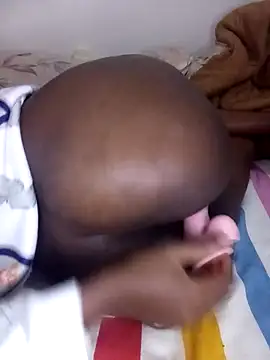 Snapshot of Ajwido chatting on 11/03/25, 12:28 Ajwido online show from 11/03/25, 12:28