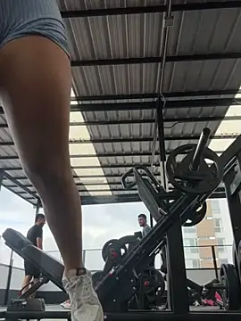 AlannaEvons online show from 10/20/25, 04:29