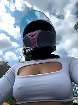 AlannaEvons online show from 11/07/25, 07:03