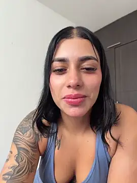 AlannaEvons online show from 05/04/26, 04:14