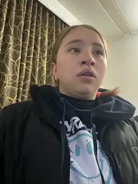 mia skys online show from 02/23/26, 10:23