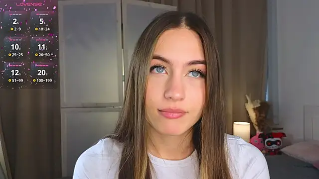 Moonlight1Sonata1 online show from 10/16/25, 09:10