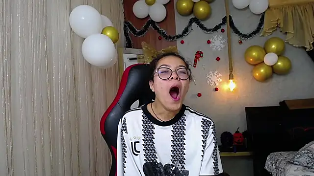 honeymoon 12 online show from 11/16/25, 03:23