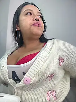 -Mia1 online show from 12/18/25, 01:06