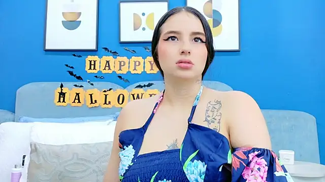 Ashley Evans22 online show from 10/24/25, 07:54