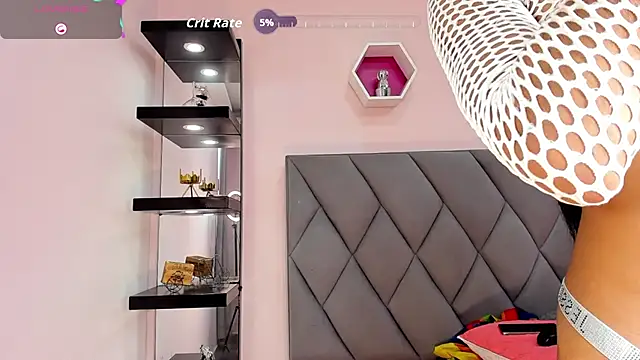 Snapshot of Amira_Ember chatting on 11/09/25, 09:46 Amira Ember online show from 11/09/25, 09:46