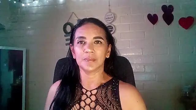 Snapshot of MiiaVelasquez chatting on 04/01/26, 04:35 MiiaVelasquez online show from 04/01/26, 04:35