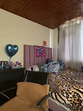 CoraVibes online show from 02/28/26, 12:17