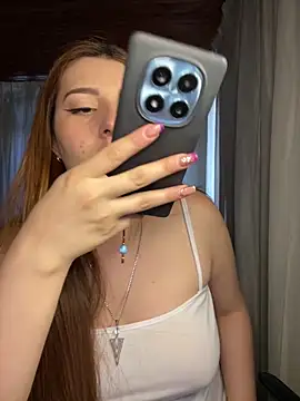 CoraVibes online show from 03/16/26, 11:47