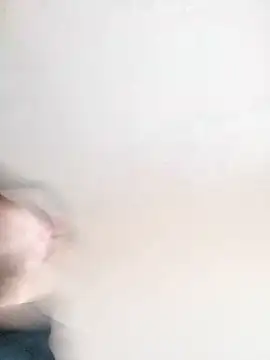 Snapshot of Hahahhdsj112 chatting on 11/07/25, 11:21 Hahahhdsj112 online show from 11/07/25, 11:21