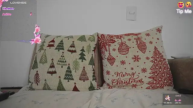 Roxybeautyy online show from 03/14/26, 09:37