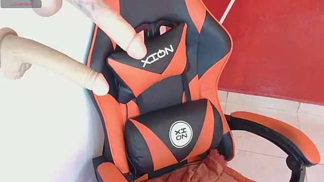 Snapshot of konojan_6 chatting on 09/26/25, 02:04 konojan 6 online show from 09/26/25, 02:04