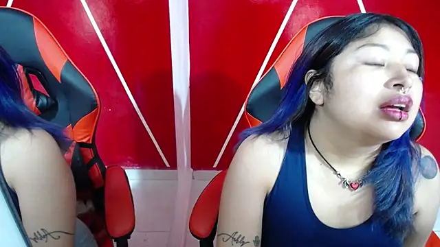 Snapshot of konojan_6 chatting on 10/26/25, 03:23 konojan 6 online show from 10/26/25, 03:23