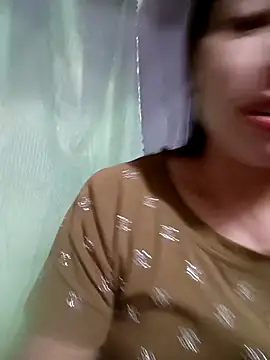 Sophia-pusy online show from 10/19/25, 01:39