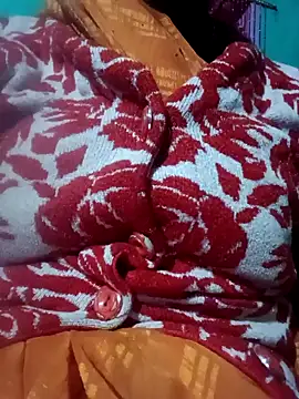 Radha8080 online show from 11/16/25, 03:50