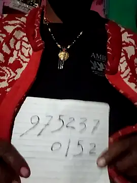 Radha8080 online show from 11/20/25, 11:37