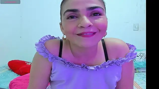 woman rosse online show from 09/19/25, 11:27