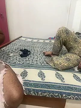 jully-jully online show from 10/10/25, 04:33