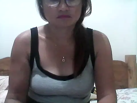 nathalie0045 online show from 03/27/26, 09:53