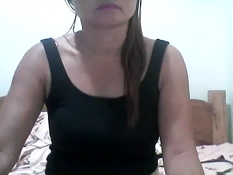 nathalie0045 online show from 04/12/26, 11:32