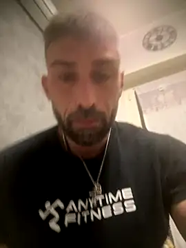 Snapshot of GmGit chatting on 10/10/25, 03:05 GmGit online show from 10/10/25, 03:05