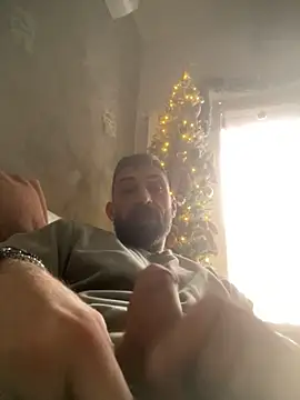 Snapshot of GmGit chatting on 12/01/25, 02:00 GmGit online show from 12/01/25, 02:00