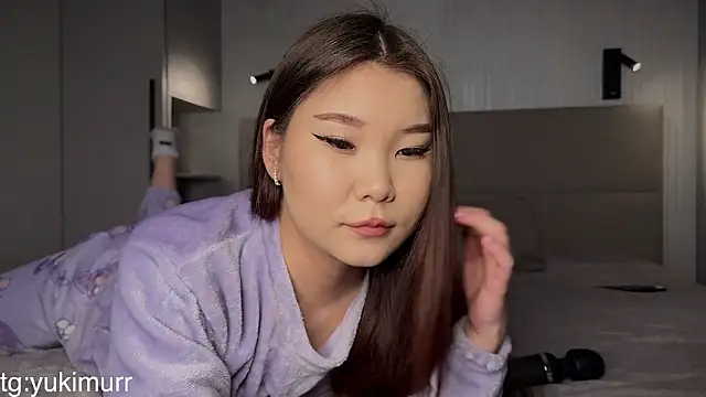 Snapshot of iamyuki chatting on 02/04/26, 11:53 iamyuki online show from 02/04/26, 11:53