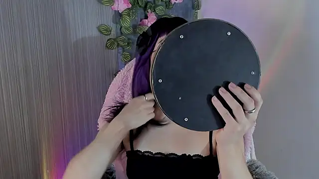 Lexyy Bluee online show from 04/24/26, 03:47