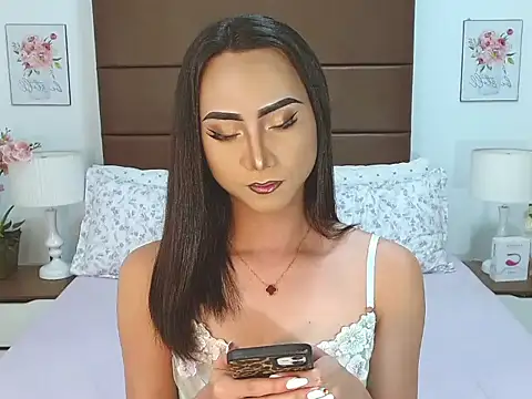 BlaireWilzon online show from 04/15/26, 08:32