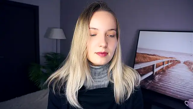 HongTomczak online show from 09/13/25, 07:19