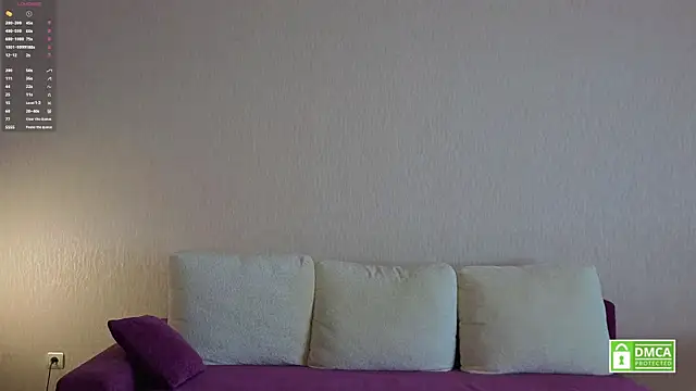 HongTomczak online show from 04/17/26, 07:33