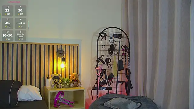 emma morales  online show from 04/09/26, 01:16