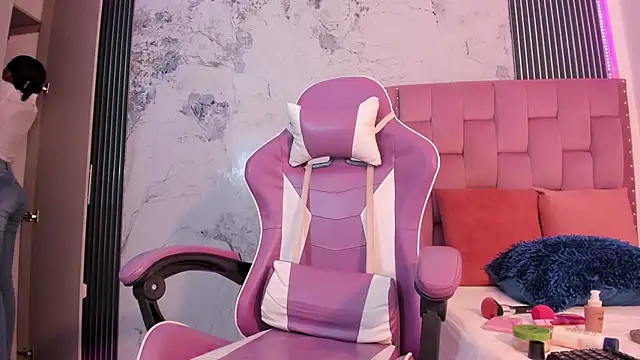 Snapshot of Mia_Duarte1 chatting on 11/28/25, 07:38 Mia Duarte1 online show from 11/28/25, 07:38