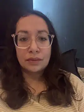 Snapshot of RosaFreya chatting on 03/13/26, 10:00 RosaFreya online show from 03/13/26, 10:00