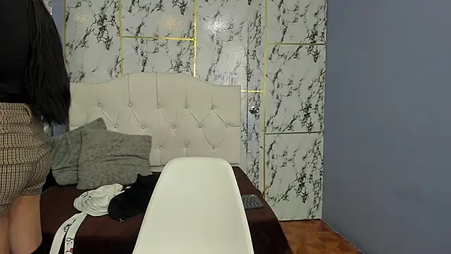 Itsuki N online show from 10/01/25, 12:55