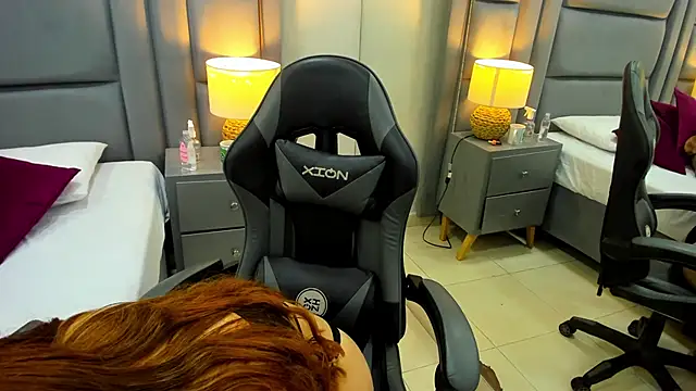 EimmyJones online show from 09/19/25, 03:52