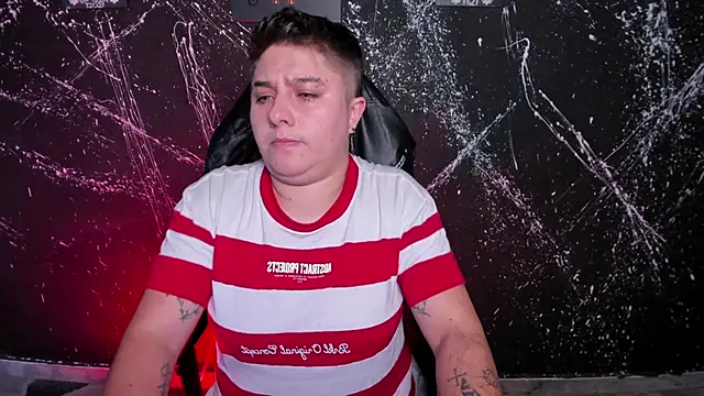 Snapshot of IanGilbert chatting on 10/24/25, 09:22 IanGilbert online show from 10/24/25, 09:22