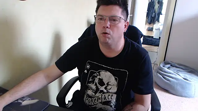 blueandwhite1 online show from 03/12/25, 11:20