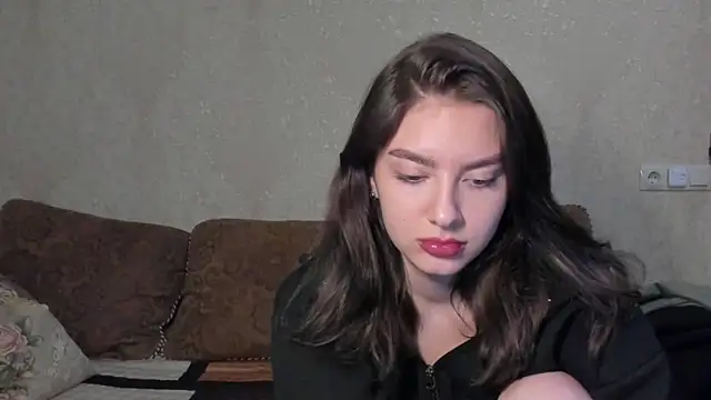 Snapshot of muuur_fam chatting on 10/09/25, 05:33 muuur fam online show from 10/09/25, 05:33