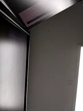 danigarci2307 online show from 10/21/25, 10:21