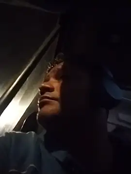 danigarci2307 online show from 11/16/25, 05:35