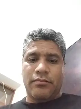 danigarci2307 online show from 12/01/25, 12:26